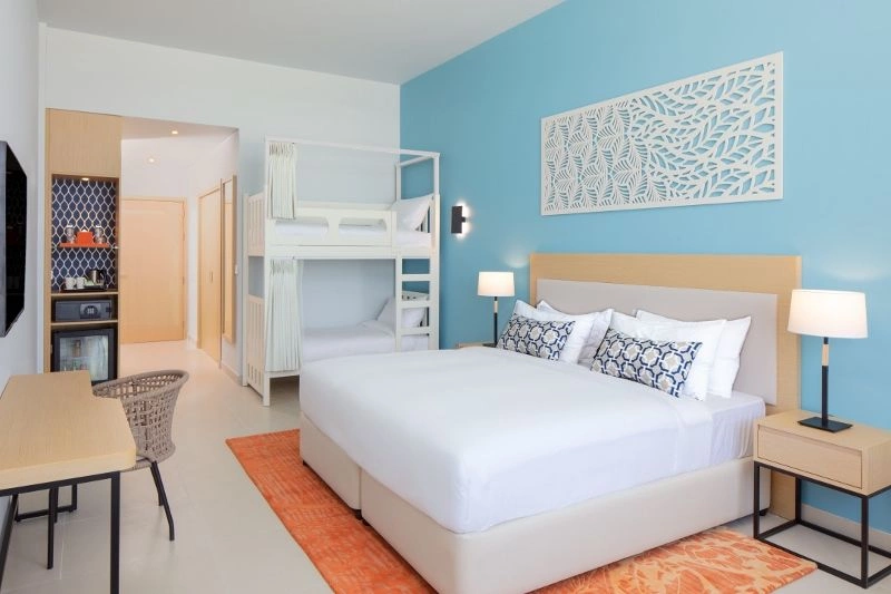 07-cdd-mirage-superior-room-with-bunk-bed-01_(800x533).jpg
