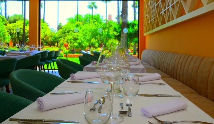 11_restaurnat.jpeg