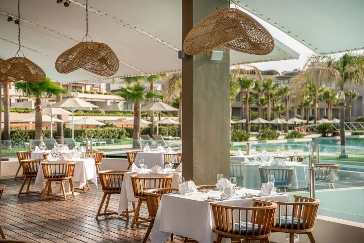 06_Al_Fresco_Restaurant.jpg