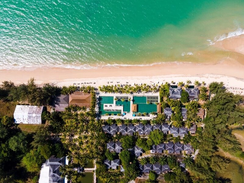Combined Holiday Inn Bangkok Silom 4* & Beyond Resort Khaolak 4* - Volwassen Vriendelijk