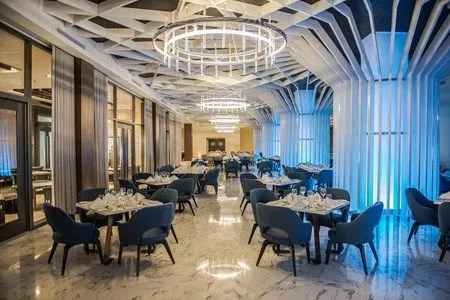 Royalton_-Restaurant_Gournet.jpg