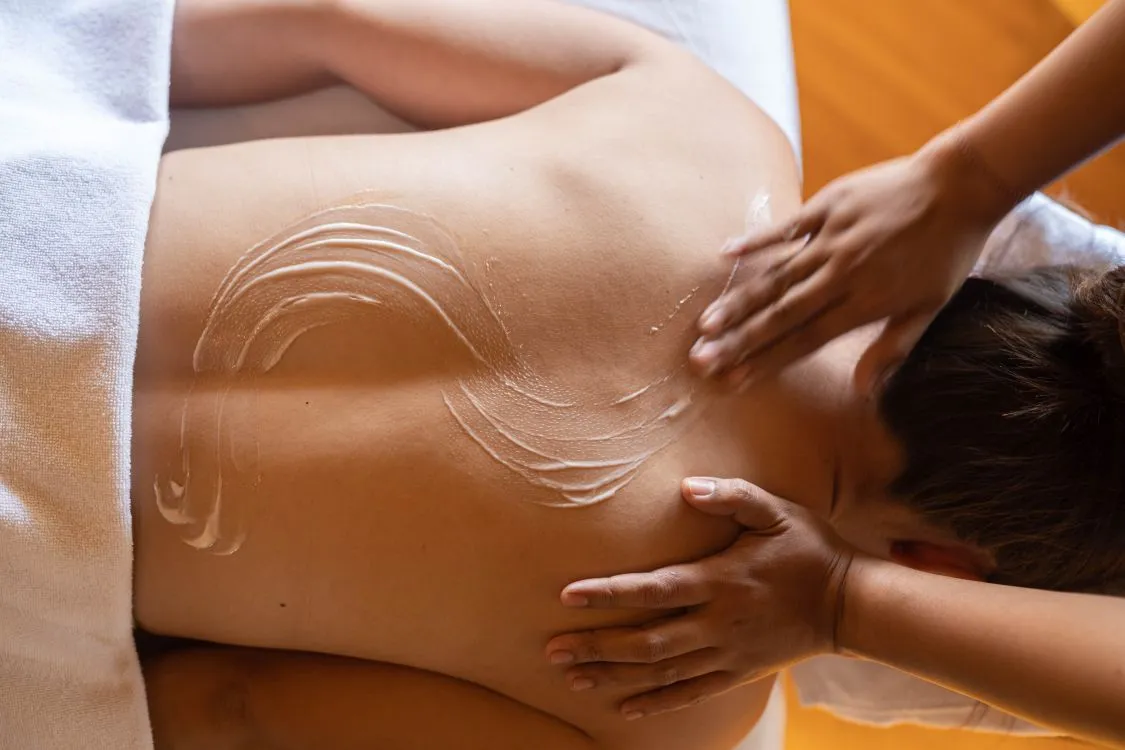 19_Spa_By_Clarins.jpg