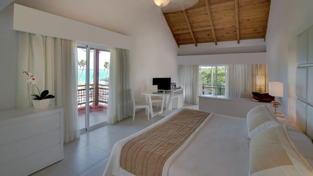 07_Chambre_vue_mer.jpg