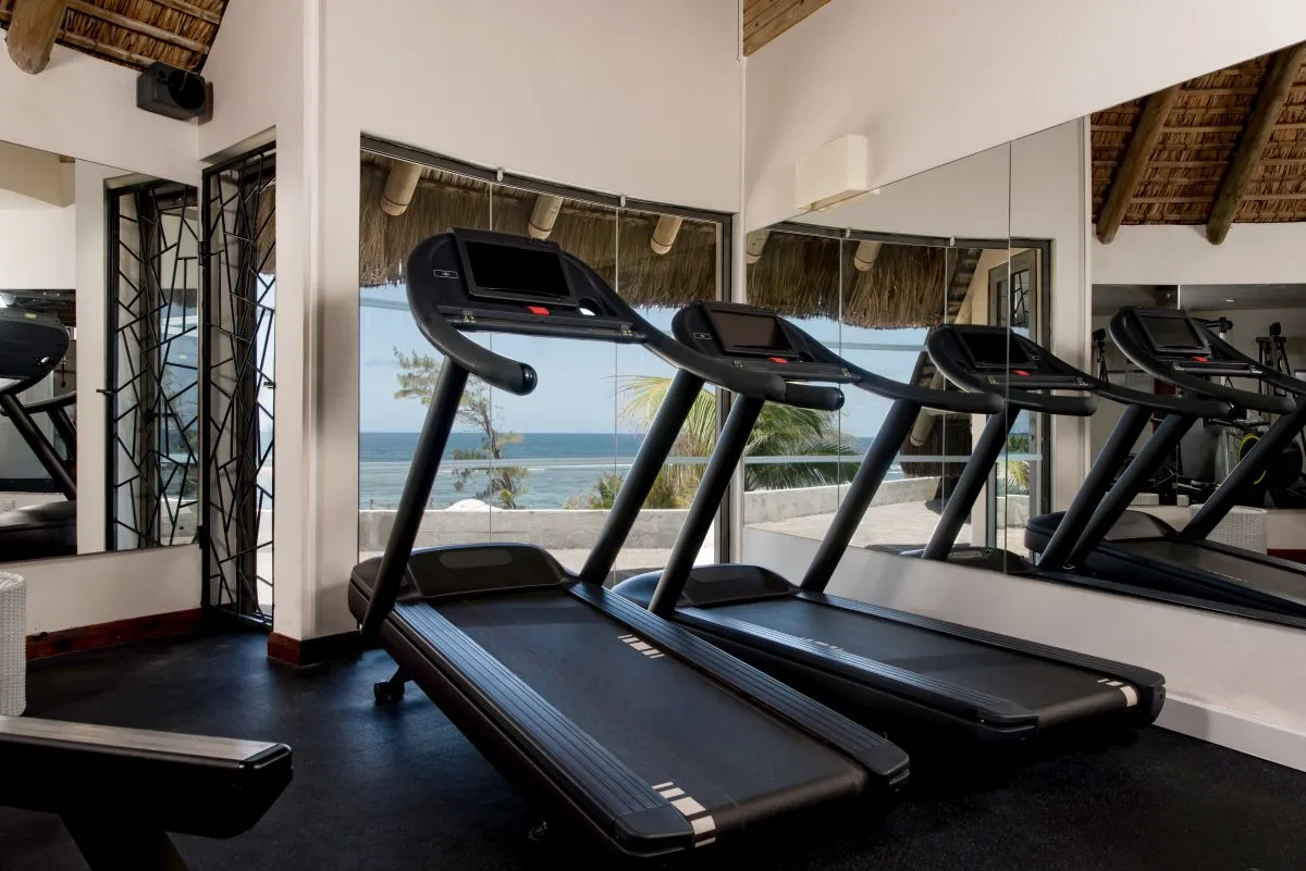 Radisson-blu-azuri-ressort_mauritius-gym.jpg