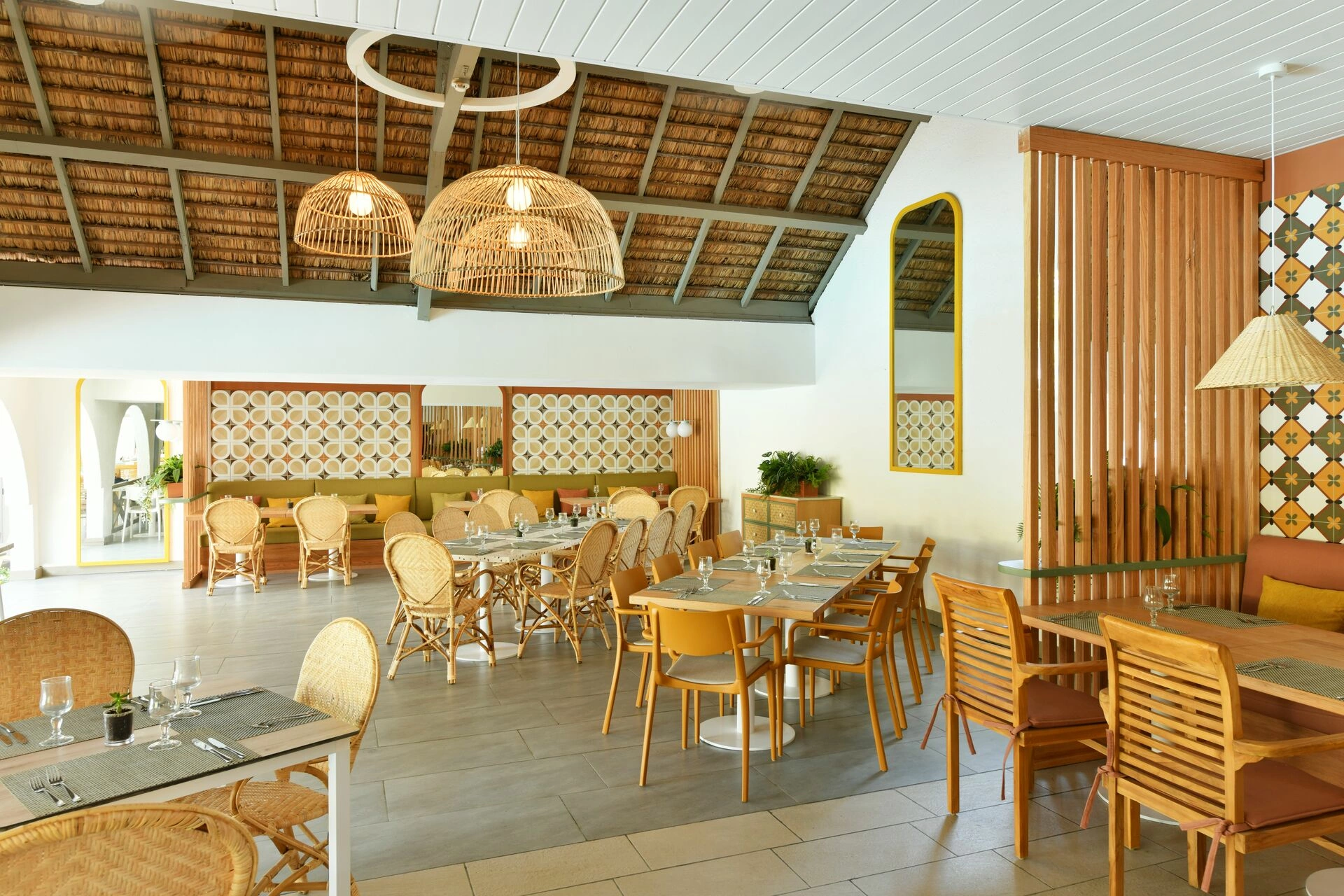 09_Restaurant_Regatta.jpg