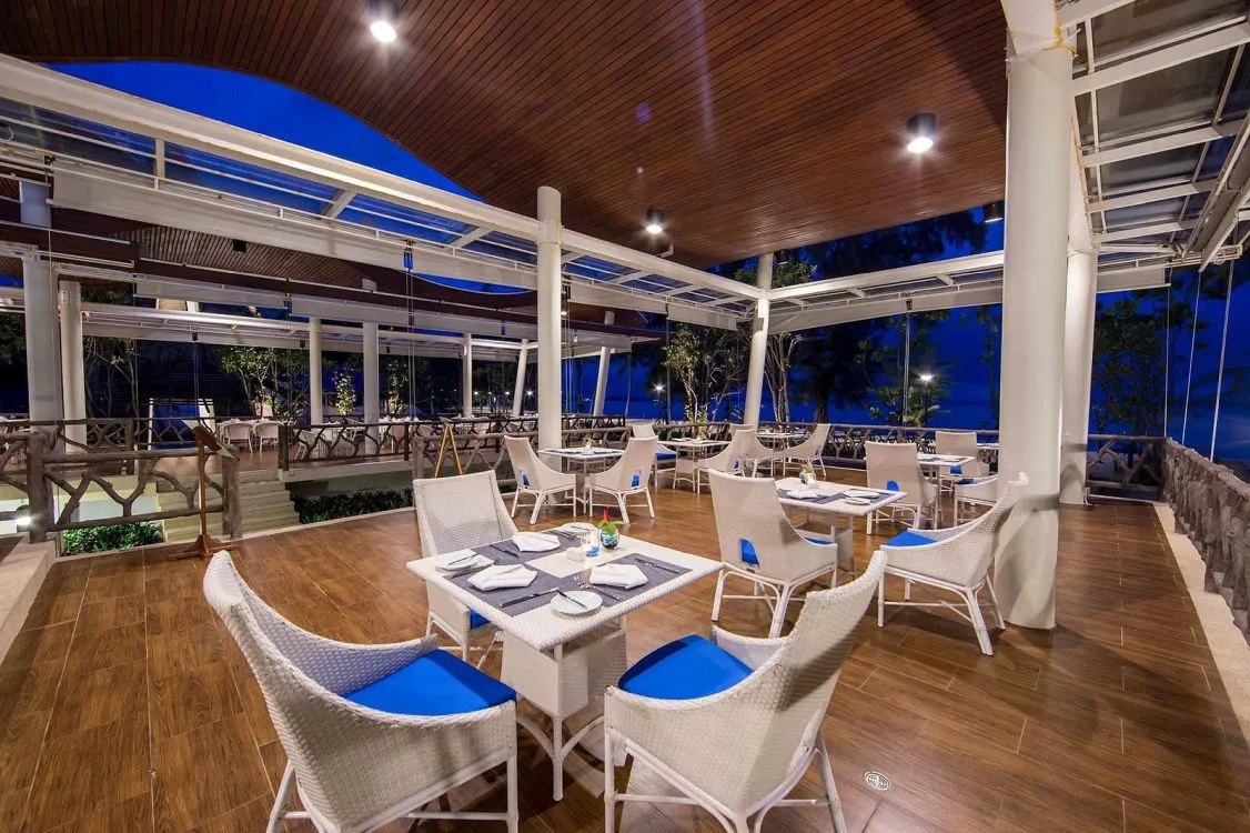 09_Restaurant.jpg