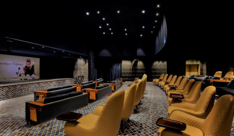 02_Paramount_screening_room.jpeg