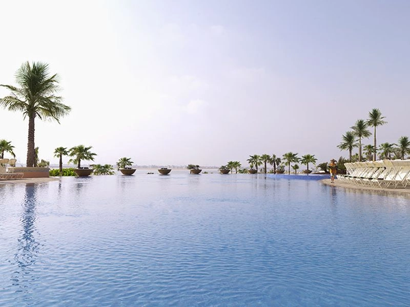 10_pool.jpg