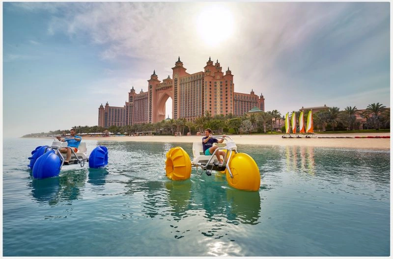 02_aquacycle.jpg
