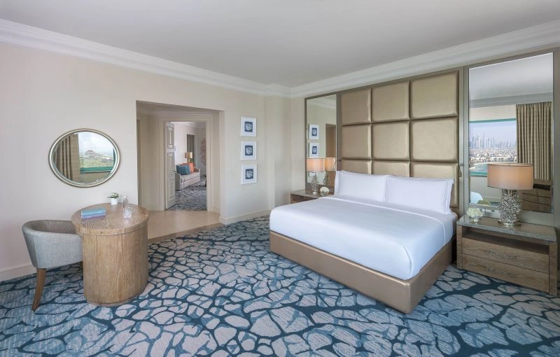 06_executivesuite-interior-bedroomcopy.jpg