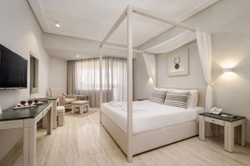 Deluxe_Room_.jpg