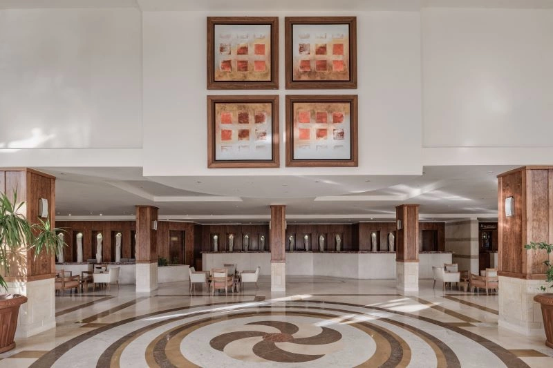 Lobby_Area_2.jpg