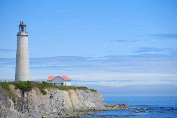 vue_913377_pgbighd.jpg