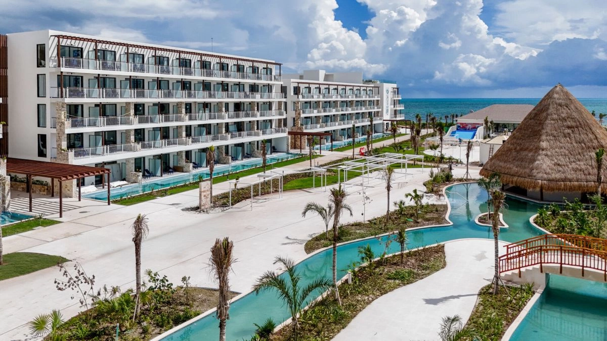 10_Hotel.jpg