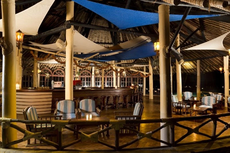 Paradise_Bar.jpg