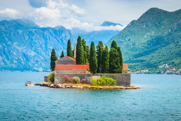 Montenegro Schatten Tour ****