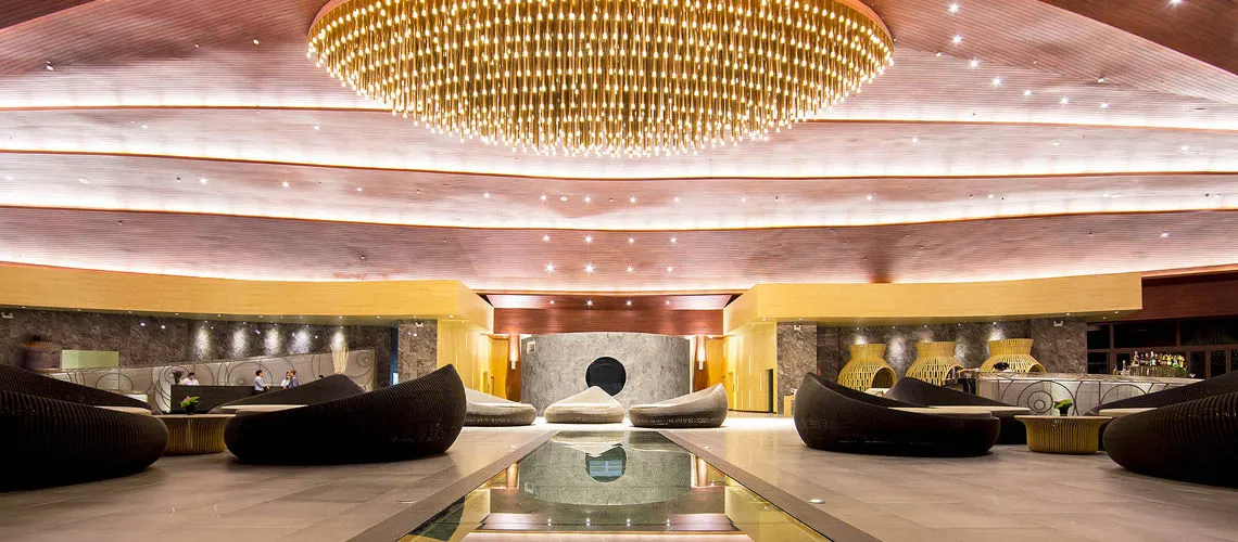 5_Hall_kappa_club_thai_beach.jpg