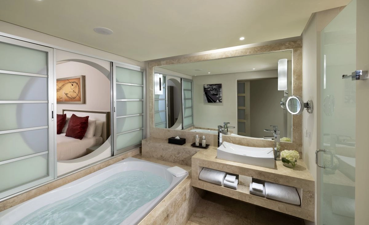 106ParadisusPlayaDelCarmen-Junior_Suite_Garden_view_Bathroom.jpg