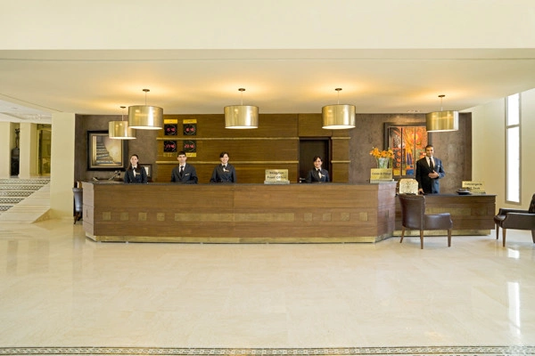 vue_700546_pgbighd.jpg