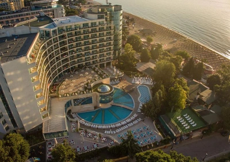 Marina Grand Beach Hotel 5*