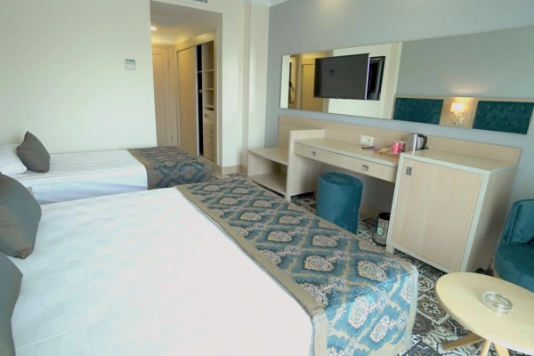 vue_702903_pgbighd.jpg