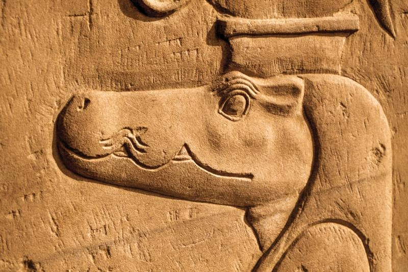 Sobek_dieu_AdobeStock_354055900.jpg