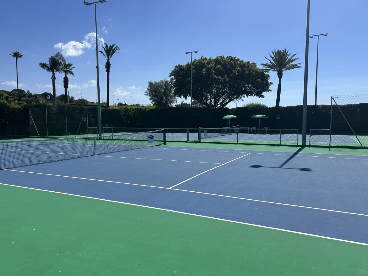 Tennis.JPG