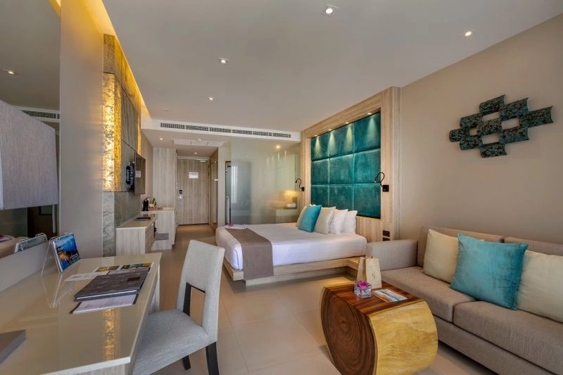 Room_A_005Seaview_Deluxe_Room-RE.jpg