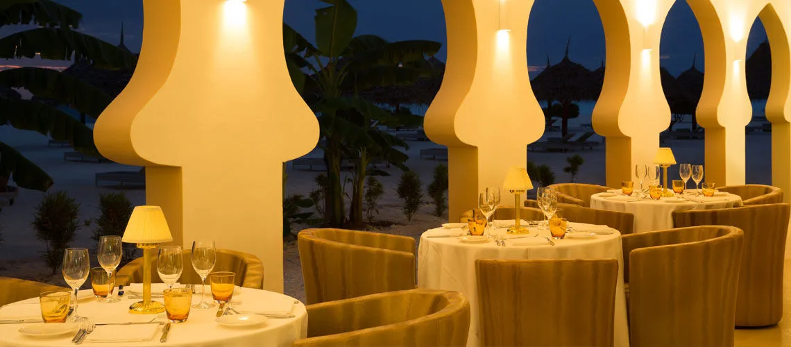 10_gold_restaurant.jpg