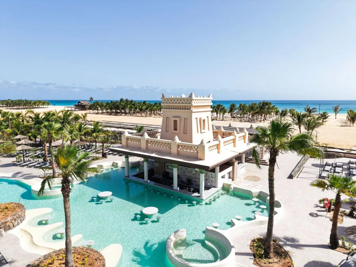 Riu-touareg-pool.jpg