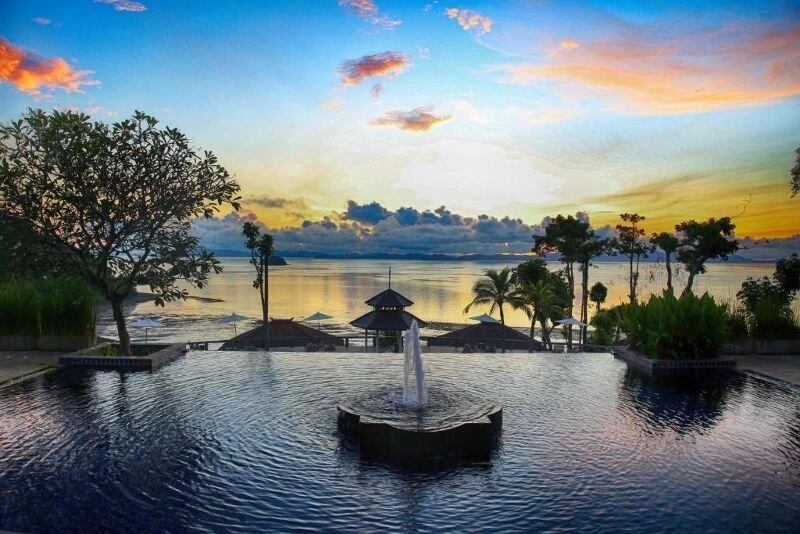 Combineert Phuket en Khaolak: Supalai Scenic Bay Resort & Spa 4* en Sentido Khaolak 4*