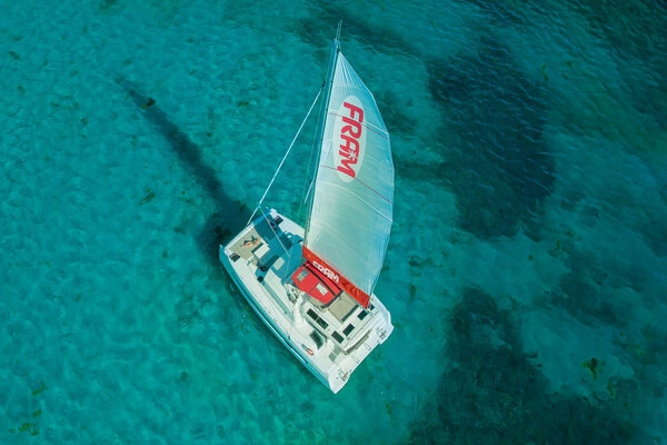 Cruise- en hotelarrangement: Ontdek de Grenadines met een verlenging van 4 nachten in het Bambou Resort.