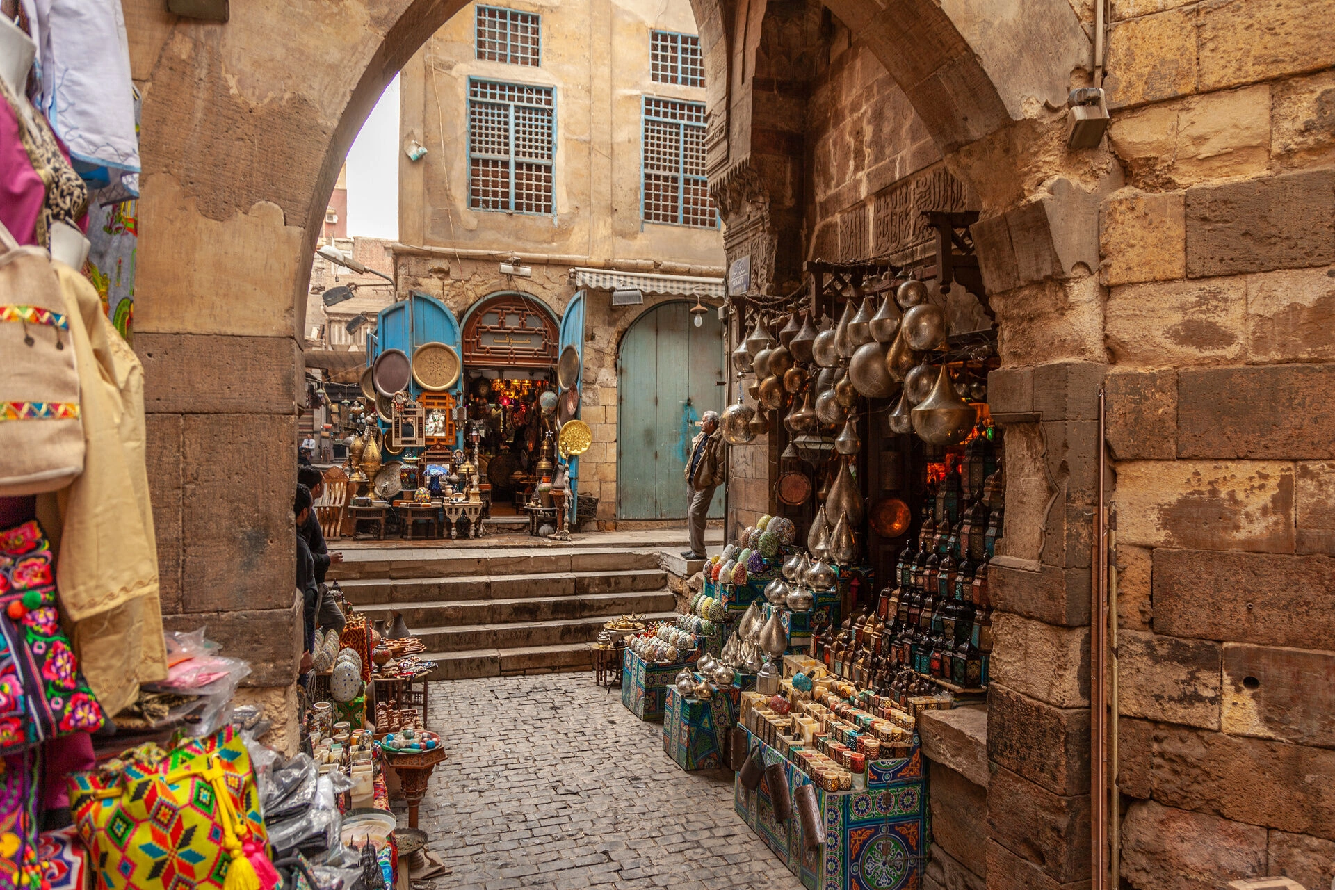 Bazar_Khan_El_Khalili_254711892.jpeg