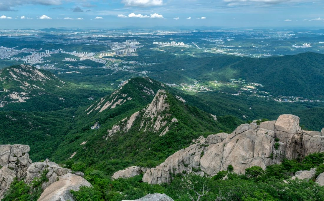 02_Parc_national_de_Bukhansan_-_Seoul.jpg
