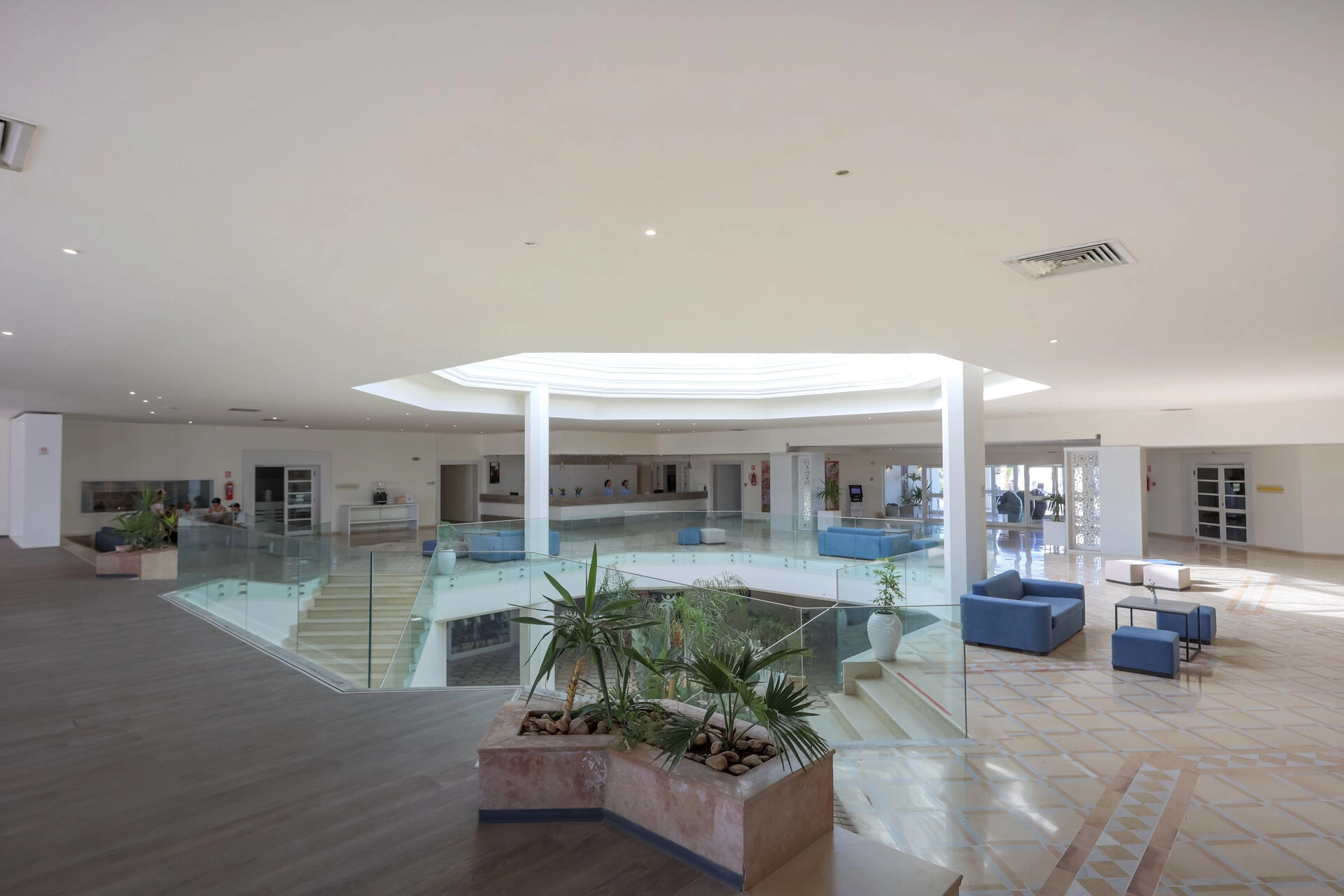 Lobby2.jpg