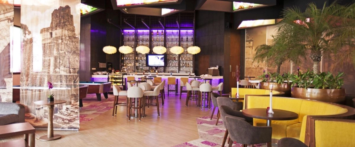 Bar.jpg