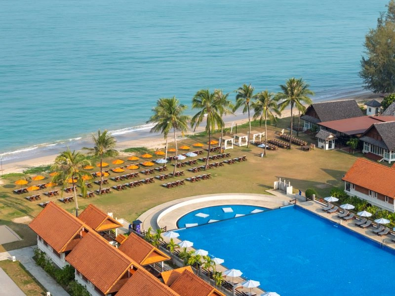 Gecombineerd Khaolak, Phuket: Menara Khao Lak 5* en Metadee Concept Hotel 5*