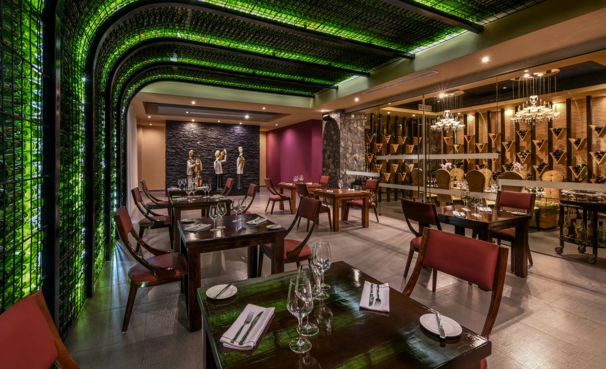 08_Wine_Kitchen.jpg