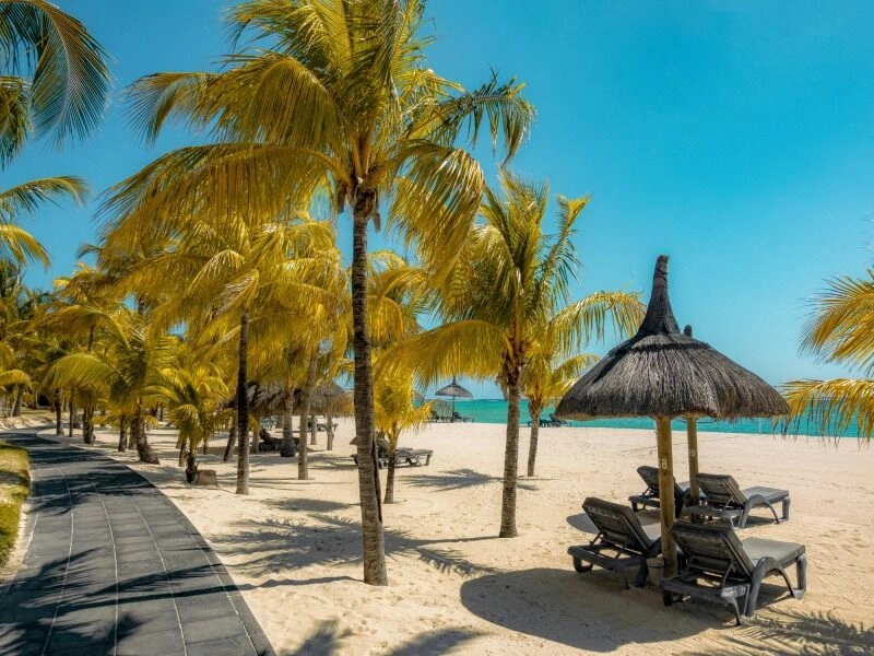 Mauritius Circuit, tussen het vasteland en de lagune, gezien vanaf het 5-sterren Wess Les Salines Hotel