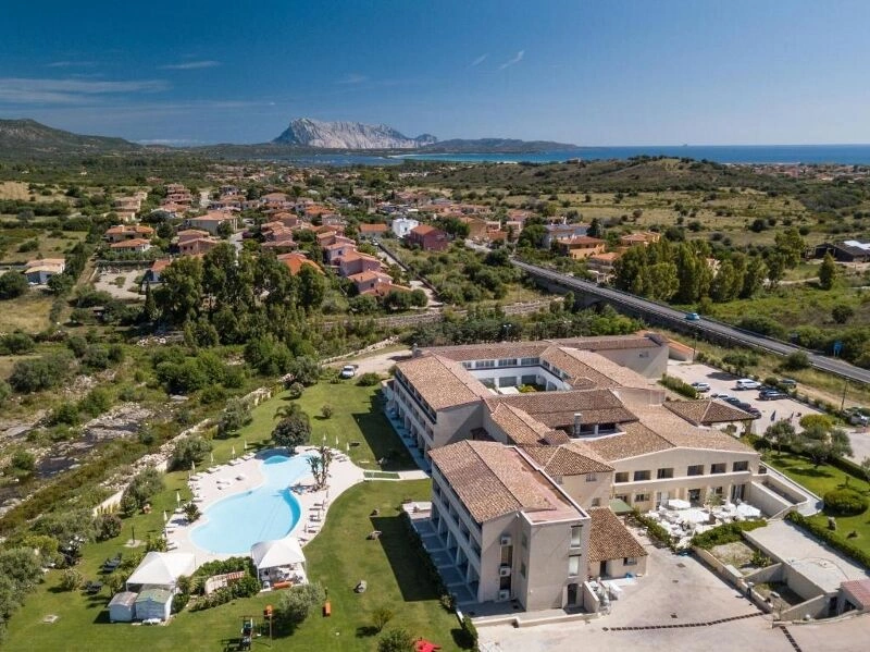 San Teodoro 4* avec location de voiture