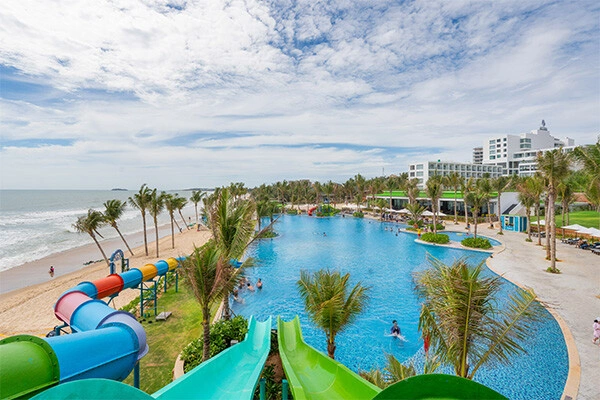 vue_907349_pgbighd.jpg