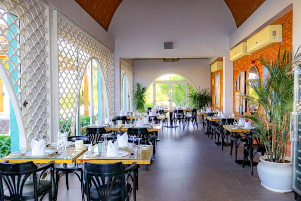vue_743534_pgbighd.jpg