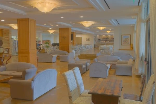 vue_637032_pgbighd.jpg