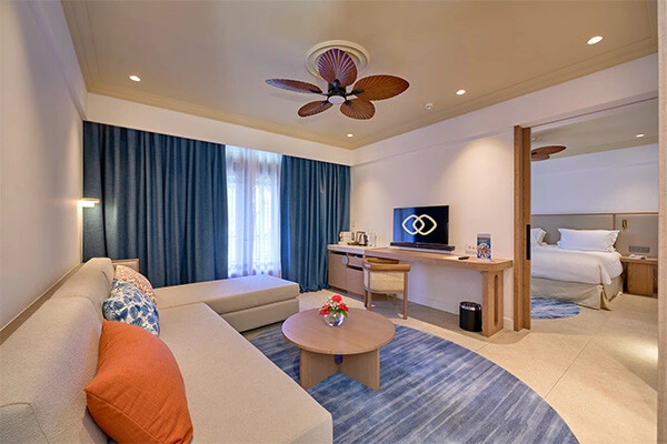 vue_917160_pgbighd.jpg
