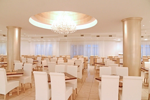 vue_493345_pgbighd.jpg
