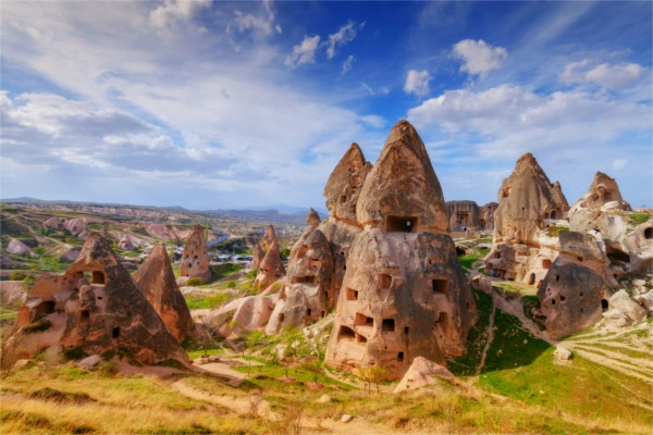 Route E27 van Cappadocië naar de Turkse Rivièra ****