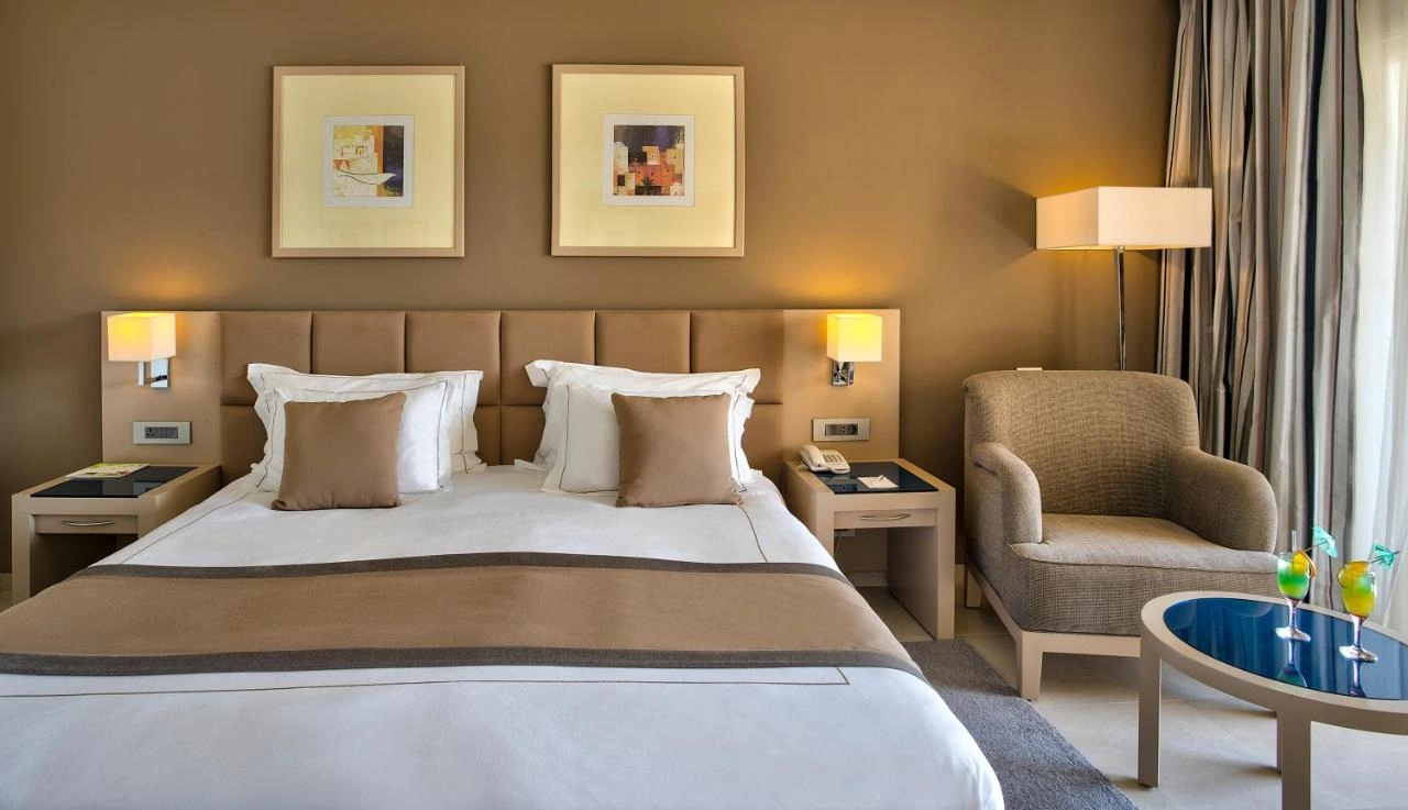 cleopatra-luxury-resort-makadi-bay_17471530755.jpg