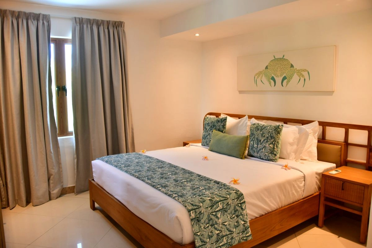 06_Bedroom.JPG
