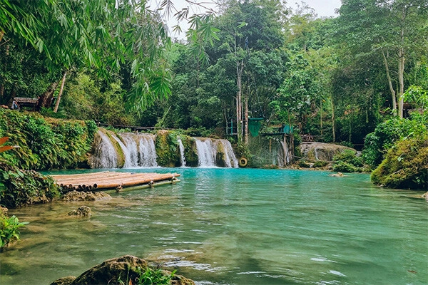 vue_918714_pgbighd.jpg