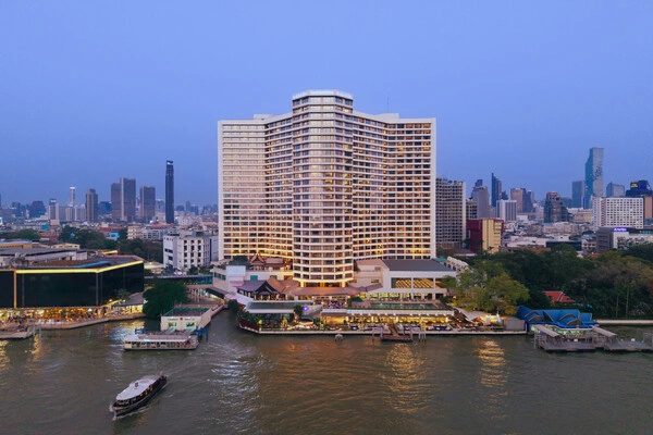 vue_922990_pgbighd.jpg